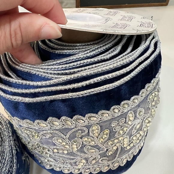 Blue holiday Palace/ribbli  White/Silver/navy Coordinating Ribbon Snowflake - Picture 8 of 9